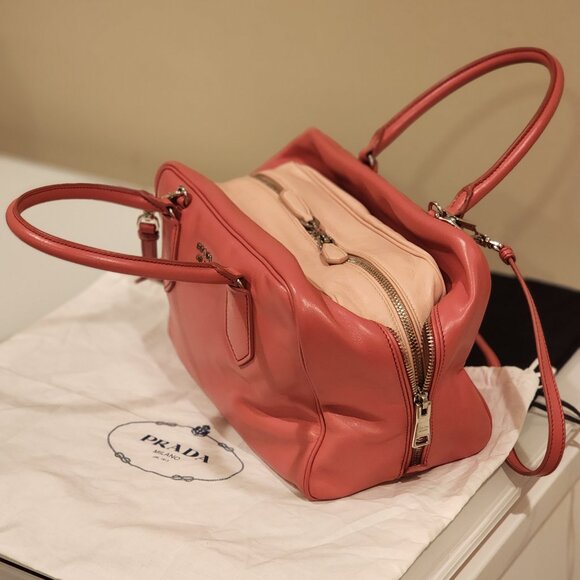 Excellent!! PRADA: Large Inside Tote Bauletto Top handle & Crossbody bag - Picture 16 of 16